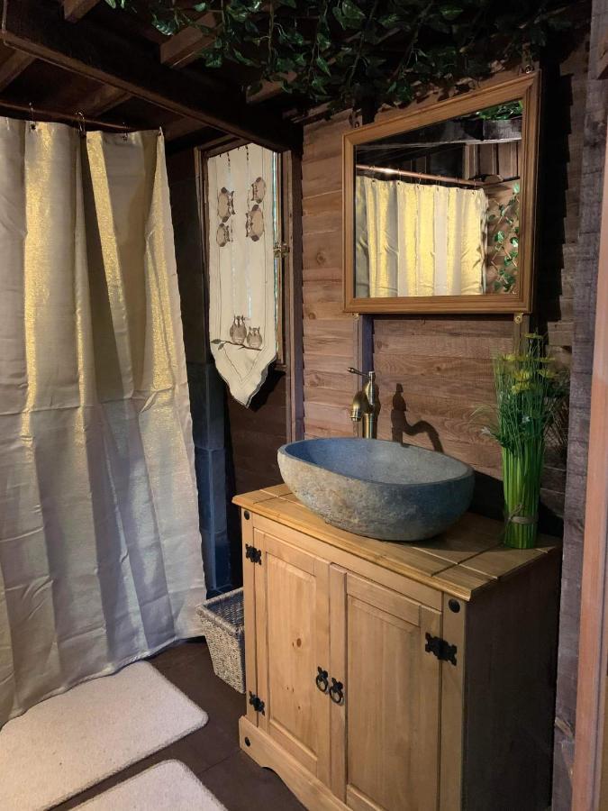 Vila Starry Meadow & Rescued Animal Experiences Great Yarmouth Exteriér fotografie